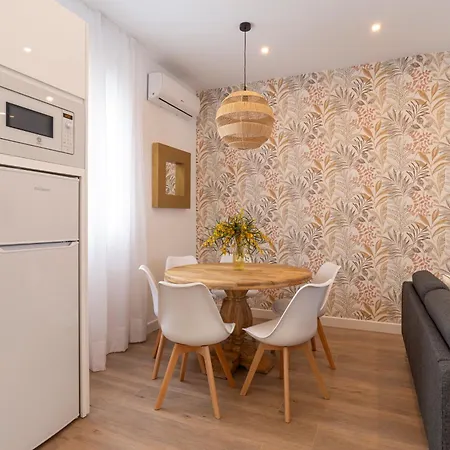 Capitan Huelin & Centric By Ele *